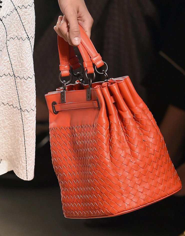 Milan Fashion Week: Στο show της Bottega Veneta [Εικόνες]