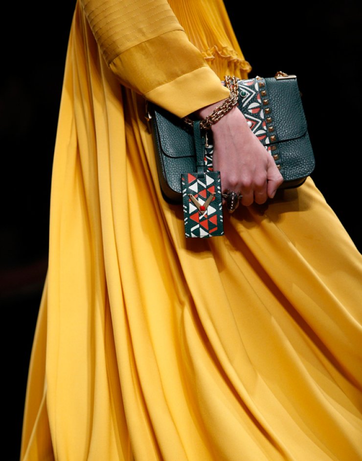 Paris Fashion Week: Το fashion show του Valentino [Εικόνες]