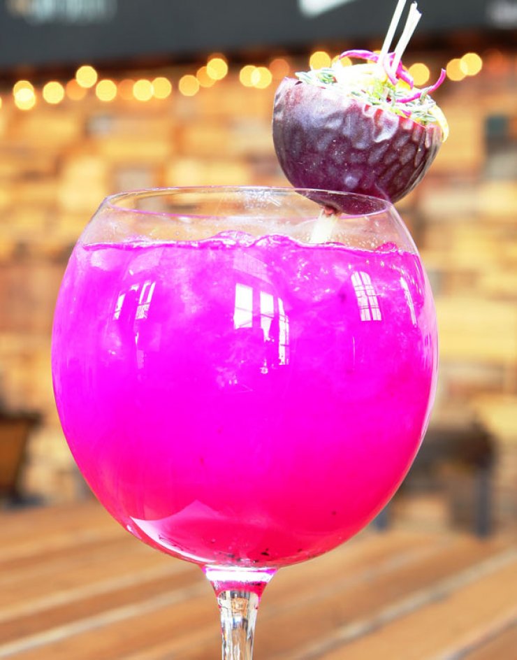 Οι Kύπριοι bartenders κέρδισαν χάλκινο μετάλλιο για το Long Drink Cocktail τους