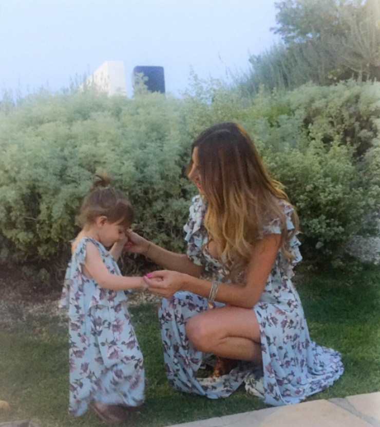 Τι γλυκό! Δείτε πως υποδέχτηκε η μικρή Αριάδνη την Κωνσταντίνα Ευριπίδου στο σπίτι!