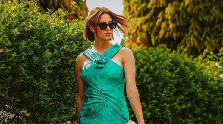 Κωνσταντίνα Ευριπίδου: Έτσι αναβάθμισε το βραδινό σύνολό της στο Saint Tropez!