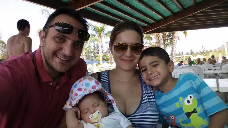 Κωνσταντίνος Κωνσταντίνου: Με την οικογένεια του στο υδροπάρκο