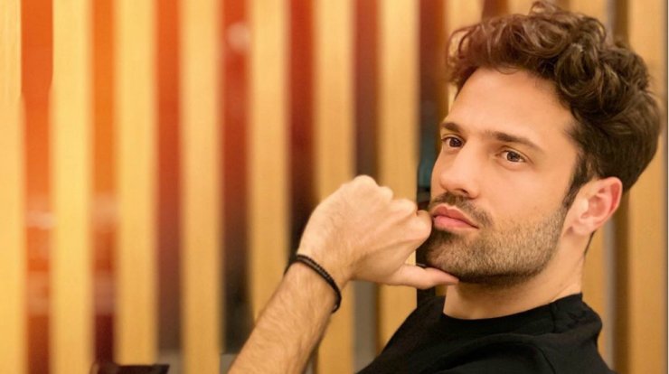 Κωνσταντίνος Αργυρός: Αγνώριστος με το νέο του look!