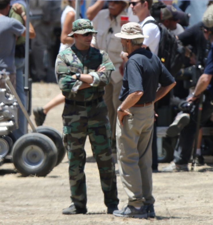 Κατατάγηκε στο στρατό ο Bradley Cooper [εικόνες]