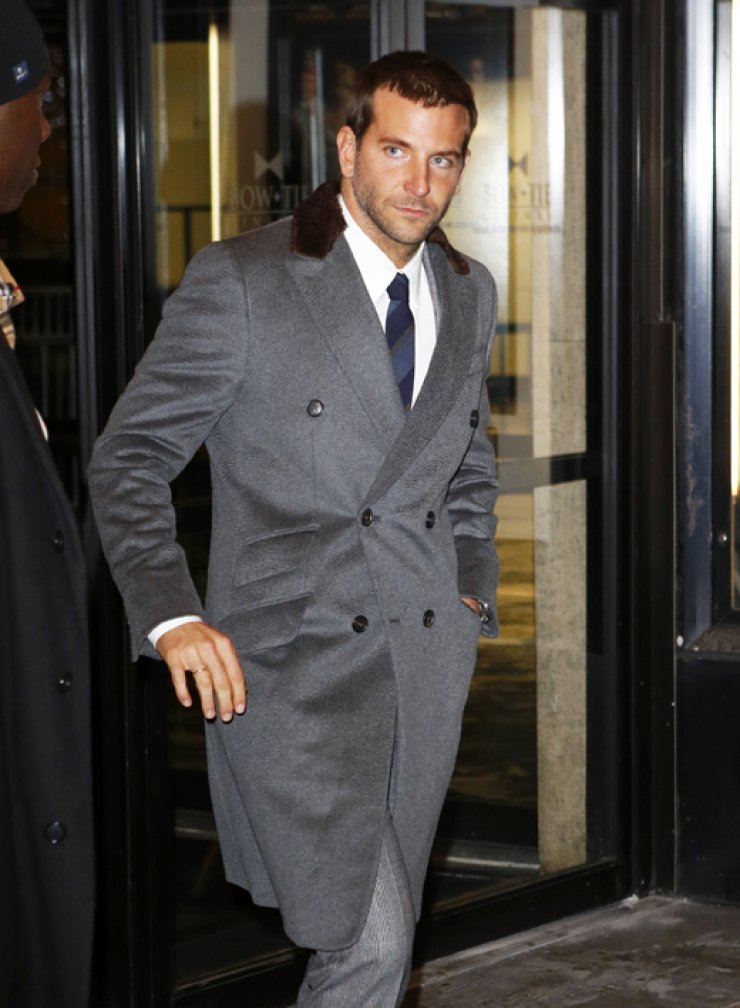 Bradley Cooper: Άλλαξε look και σοβαρεύτηκε 