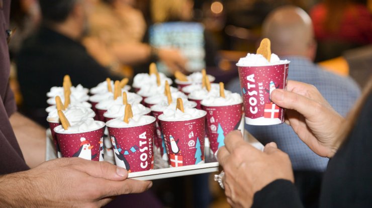 Το Costa Coffee μας συστήνει τα απολαυστικά χριστουγεννιάτικα του ροφήματα