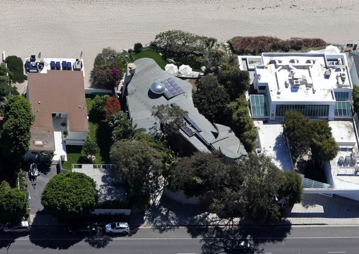 Αυτή είναι η νέα έπαυλη της ηθοποιού Courtney Cox!