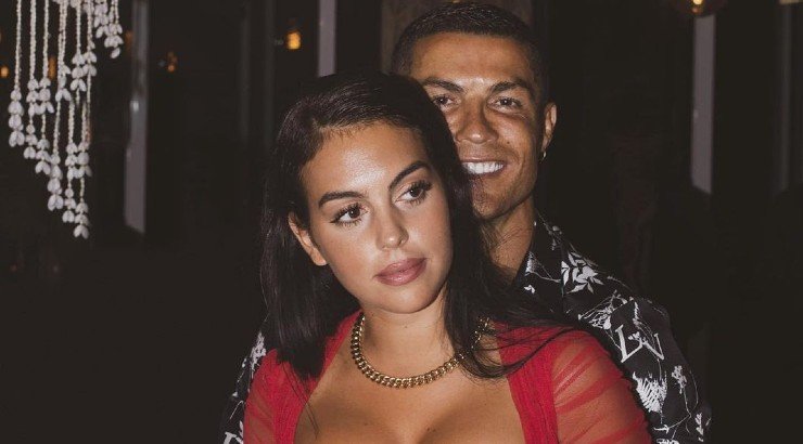 Cristiano Ronaldo – Georgina Rodriguez: Η πρώτη εικόνα της νεογέννητης κόρης τους στο σπίτι!