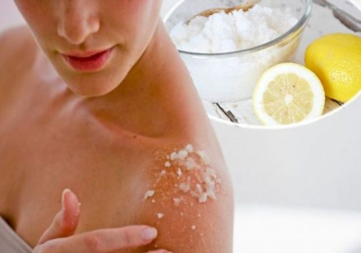 Απολέπιση σώματος με σπιτικό scrub