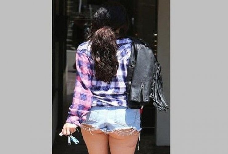 Δείτε ποια γνωστή τραγουδίστρια τα πέταξε στη φόρα!