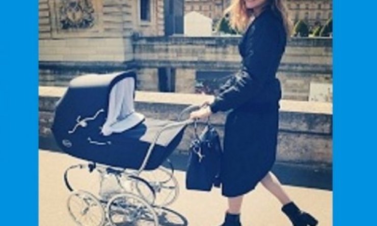 Πώς το έκανε; Γέννησε πριν 10 μέρες και έχει αυτό το σώμα! [εικόνα]