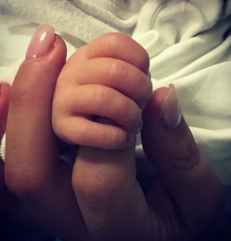 Ζευγάρι της ελληνικής showbiz βαφτίζει το γιο του!