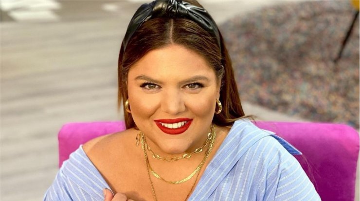 Έγκυος η Δανάη Μπάρκα; [βίντεο]