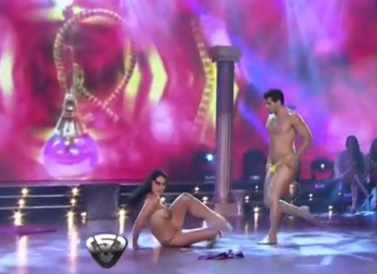 Χόρεψαν ολόγυμνοι στο "Dancing with the stars" (Βίντεο)