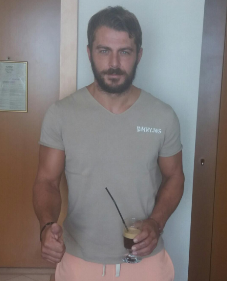 Δείτε τι έκανε ο Ντάνος και τρέλανε τις θαυμάστριές του για ακόμη μια φορά!