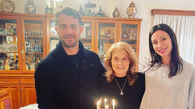 Αγγελόπουλος – Βαμβακούση: Αποκάλυψαν το όνομα του μωρού τους στη μητέρα του Ντάνου λίγο πριν “φύγει”