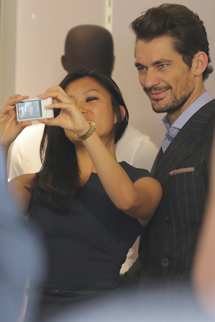 Το πιο σέξυ μοντέλο είναι cool και απόλυτα προσγειωμένος [εικόνες]