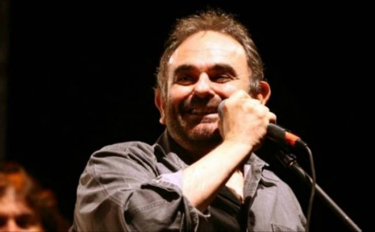 Απίστευτο! Ο Σάκης Μπουλάς θα ταξίδευε στη μοιραία πτήση της Helios