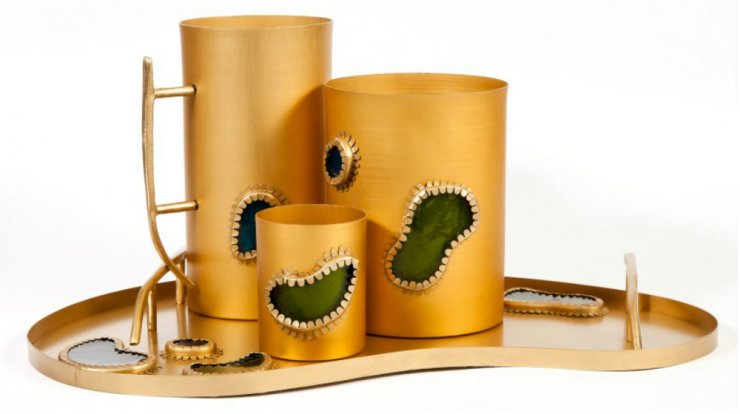 Μια εκκεντρική συλλογή για το μπαρ και την πισίνα του Miami Beach Edition hotel