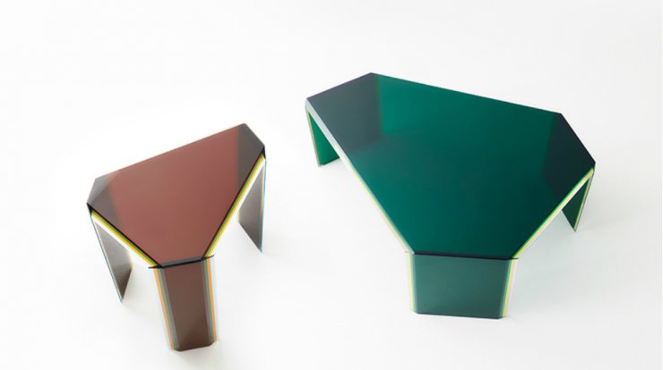 Διάφανα τραπέζια από την Patricia Urquiola