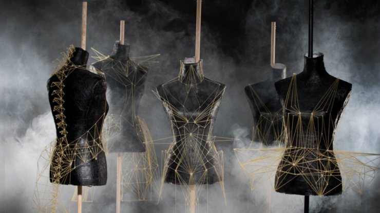 Σχεδιασμοί ρούχων από σπαγγέτι