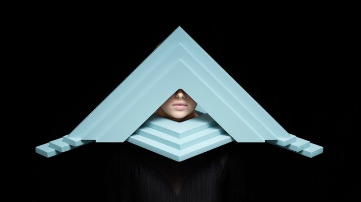 Μάσκες που τις φοράς και θυμίζουν αρχιτεκτονικά μοντέλα