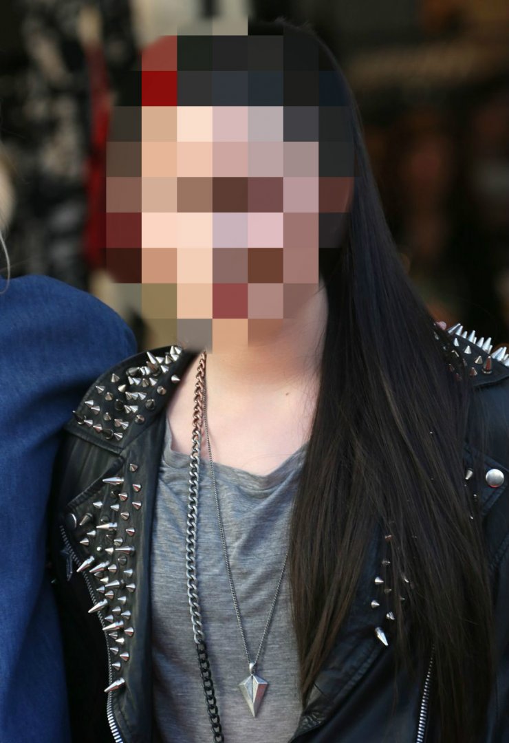 Συντετριμμένη πασίγνωστη τραγουδίστρια