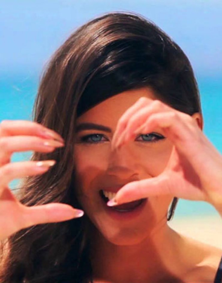 Demy: Δες πως είναι χωρίς μακιγιάζ!