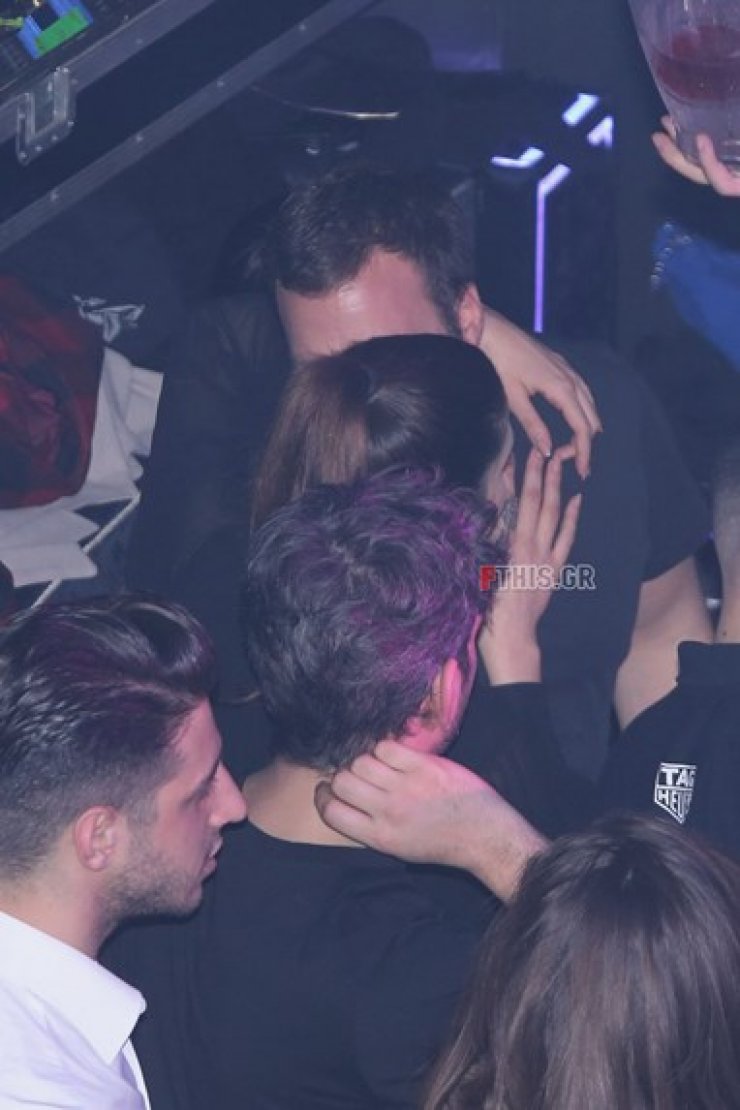 Full ερωτευμένοι! Νέο ζευγάρι της ελληνικής showbiz για πρώτη φορά σε τρυφερά στιγμιότυπα!