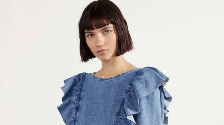 Βρήκαμε το πο stylish denim φόρεμα