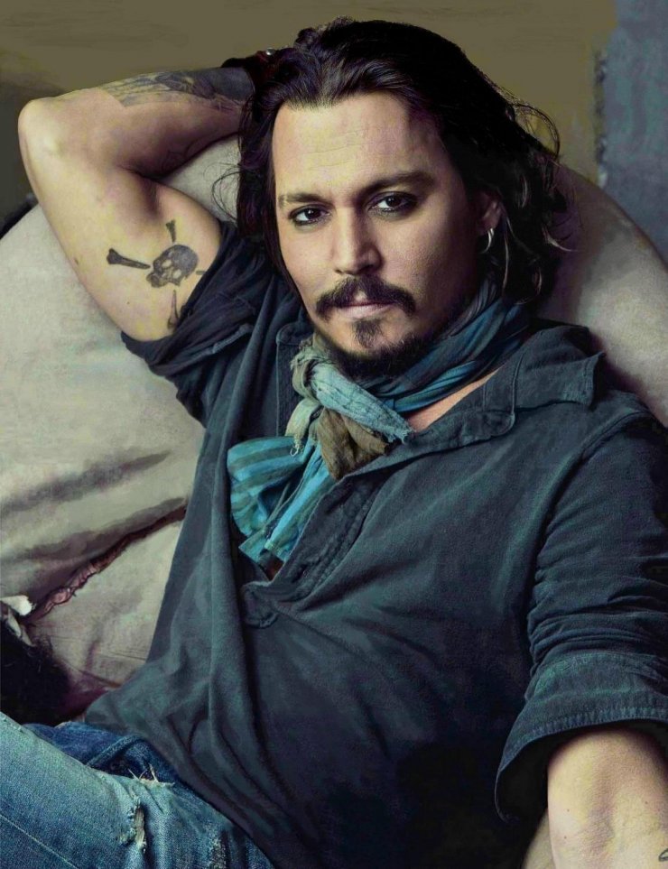 Απίστευτο! Δείτε πόσο πάχυνε ο Johnny Depp επτά μήνες μετά τον γάμο!