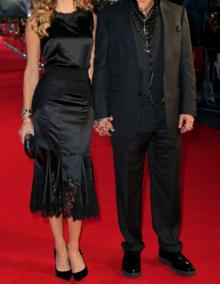 Ποιος κούκλος ηθοποιός ετοιμάζεται να γίνει πατέρας ένα χρόνο μετά τον γάμο του!