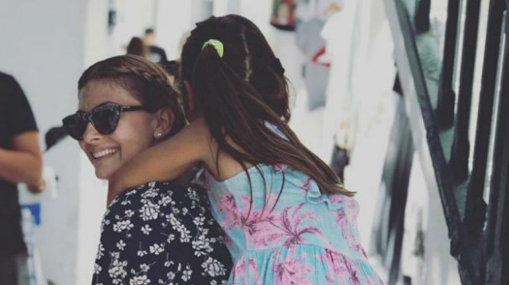 Δέσποινα Καμπούρη: Μας έδειξε πρώτη φορά το πρόσωπο της μεγάλης της κόρης! [εικόνες]