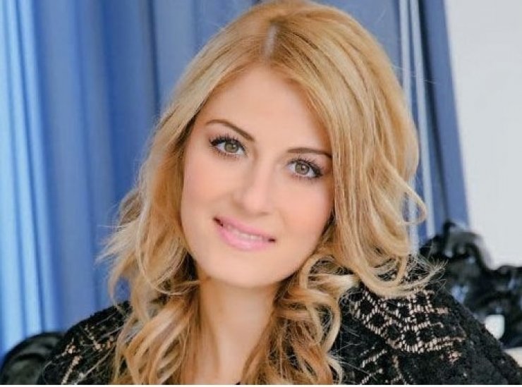 "Η 30χρονη Μαρία Έλενα, χωρισμένη οικοκυρά θα κάνει μεγάλη καριέρα; Ήμαρτον Κύριε"