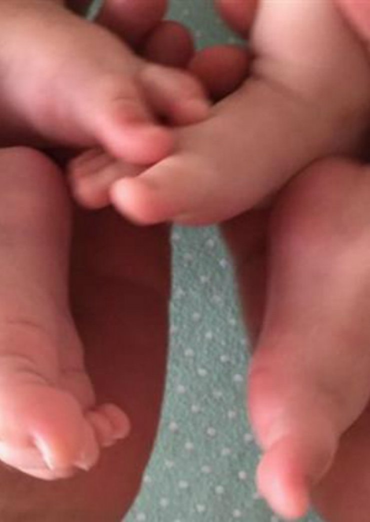 Ελληνίδα ηθοποιός γέννησε δίδυμα!