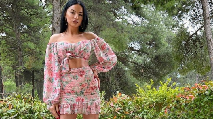 Δήμητρα Αλεξανδράκη: Αποκάλυψε πως βαφτίστηκε δυο φορές [βίντεο]