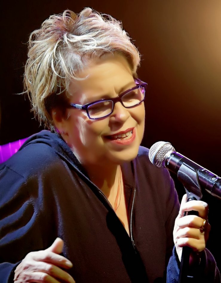 Η Δήμητρα Γαλάνη live στην Κύπρο