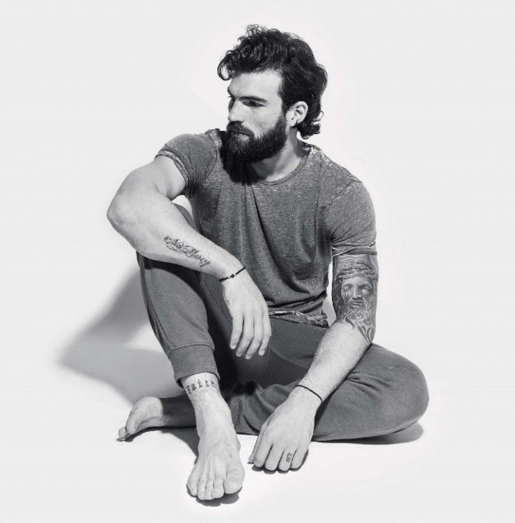 Αλεξάνδρου για Μενεγάκη: «Ποιος άντρας βλέπει αυτή τη γυναίκα και δεν…»