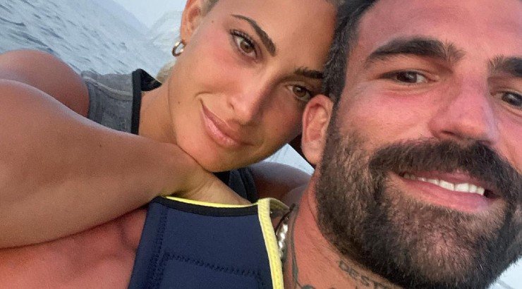 Αυτός είναι ο λόγος που κάνει ζήλειες ο Δημήτρης Αλεξάνδρου στην εγκυμονούσα Ιωάννα Τούνη