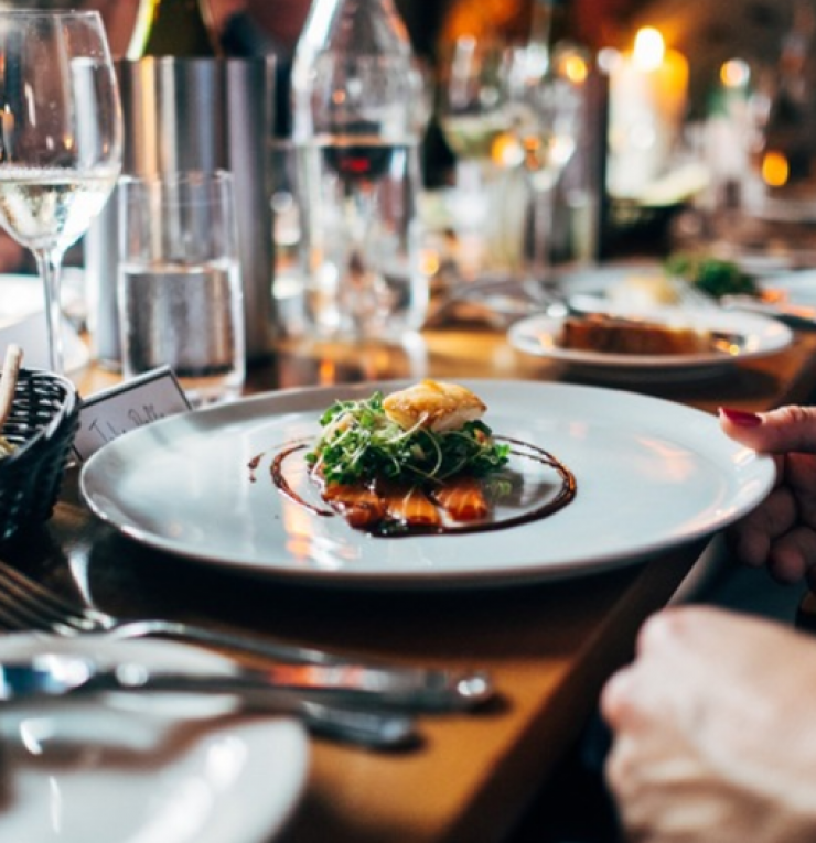 Οι δύο αλλαγές που πρέπει να κάνετε στο δείπνο σας για να χάσετε κιλά!