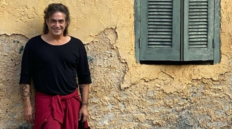 Ο Διονύσης Σχοινάς αποκαλύπτει: "Από την ληστεία και μετά δεν έχω κοιμηθεί πριν τις 7 το πρωί" [βίντεο] 