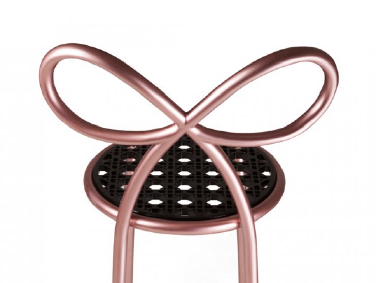 Miss Dior chair