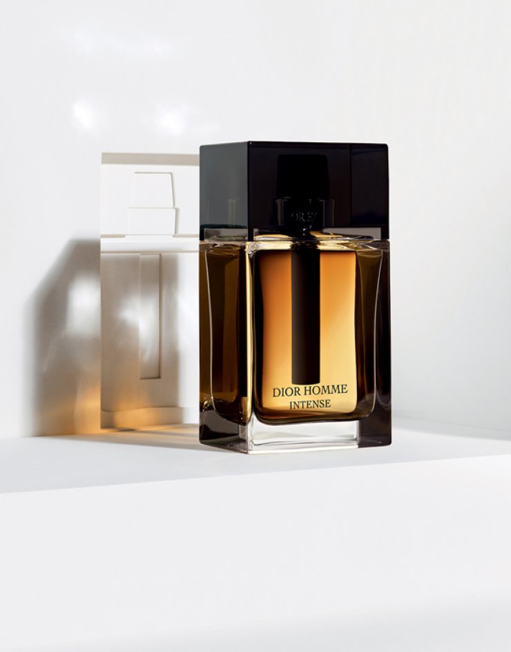 Ο Dior παρουσιάζει το Homme Intense Eau de Parfum