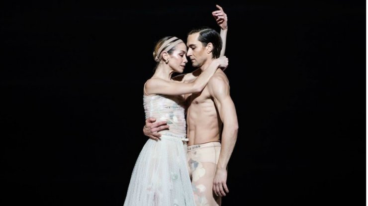 Dior: Η Maria Grazia Chiuri σχεδίασε κουστούμια μπαλέτου και το αποτέλεσμα είναι φανταστικό