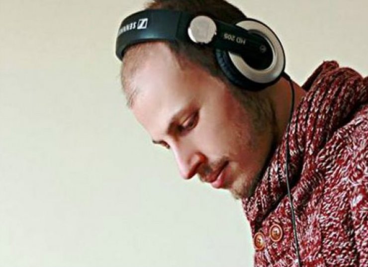 Απόψε ο DJ Van Jelly θα ξεσηκώσει το OVAL