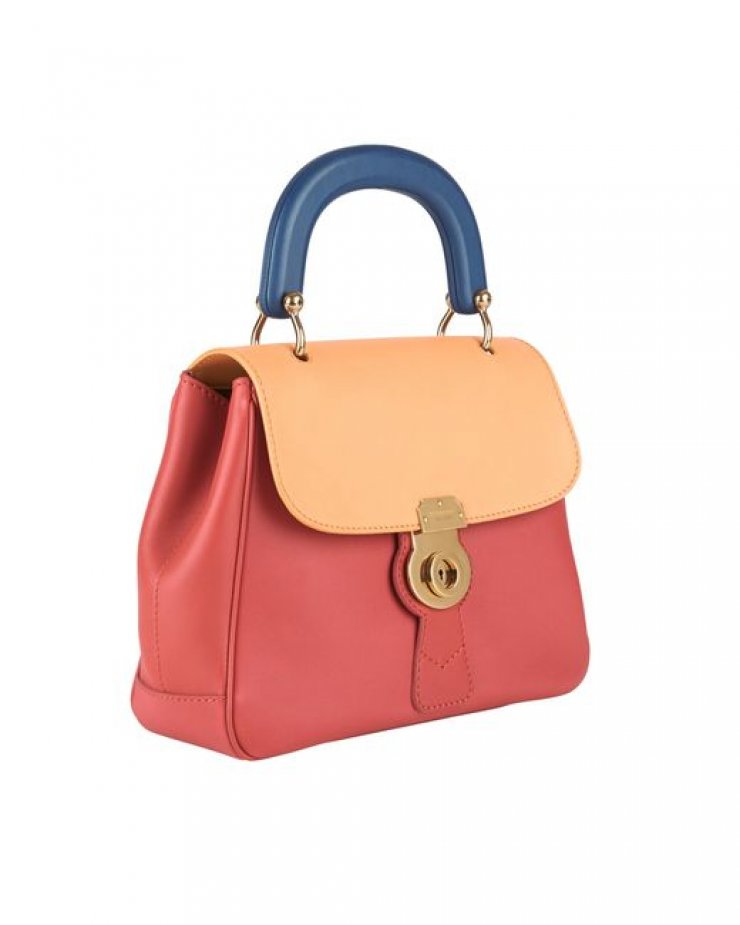 Η καινούργια τσάντα  DK88 του οίκου Burberry