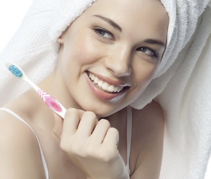 Ο λόγος που οι περισσότεροι δεν πλένουν τα δόντια τους το βράδυ!