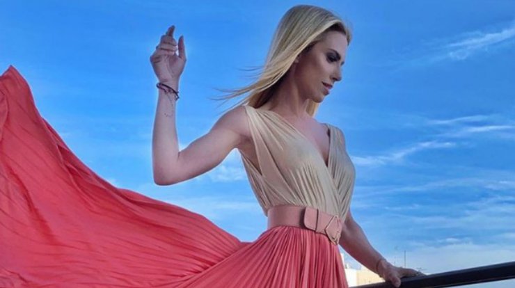 Ντορέττα Παπαδημητρίου: Όλες οι λεπτομέρειες της εμφάνισής της στα "Cyprus Tourism Awards"