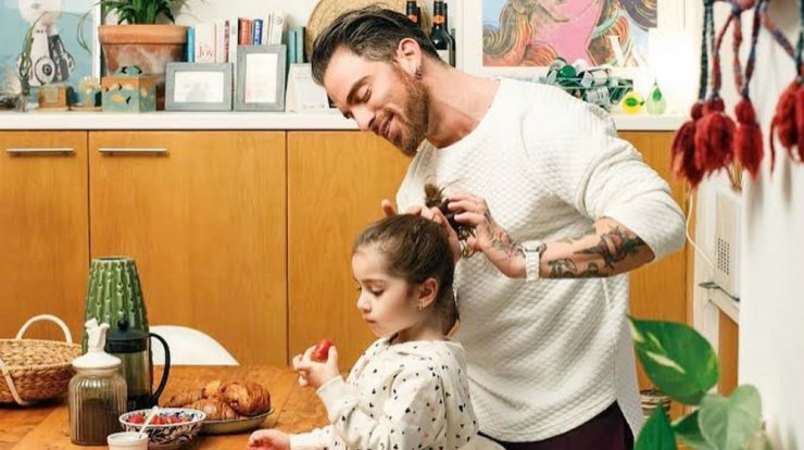 Δώρος Παναγίδης: Είδαμε την κόρη του να τραγουδάει και τη λατρέψαμε [βίντεο]