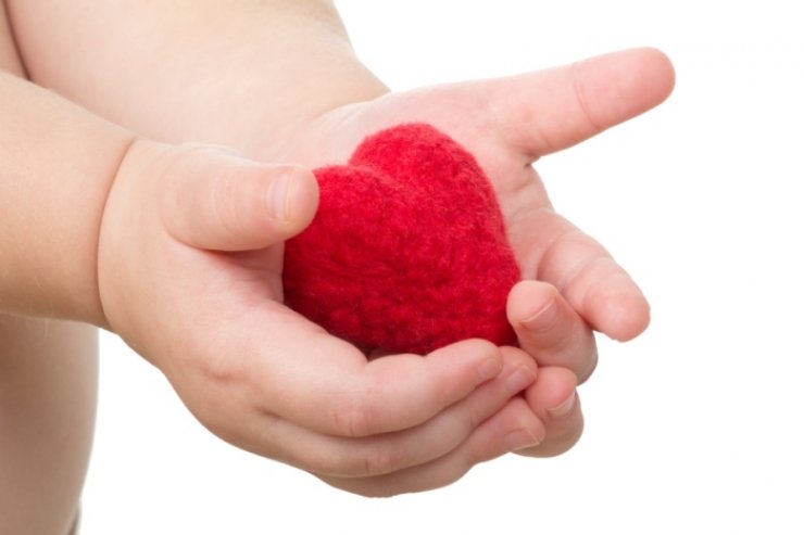 Αναζητείται δότης μυελού των οστών για τη μικρή Λουκία-Ελένη 